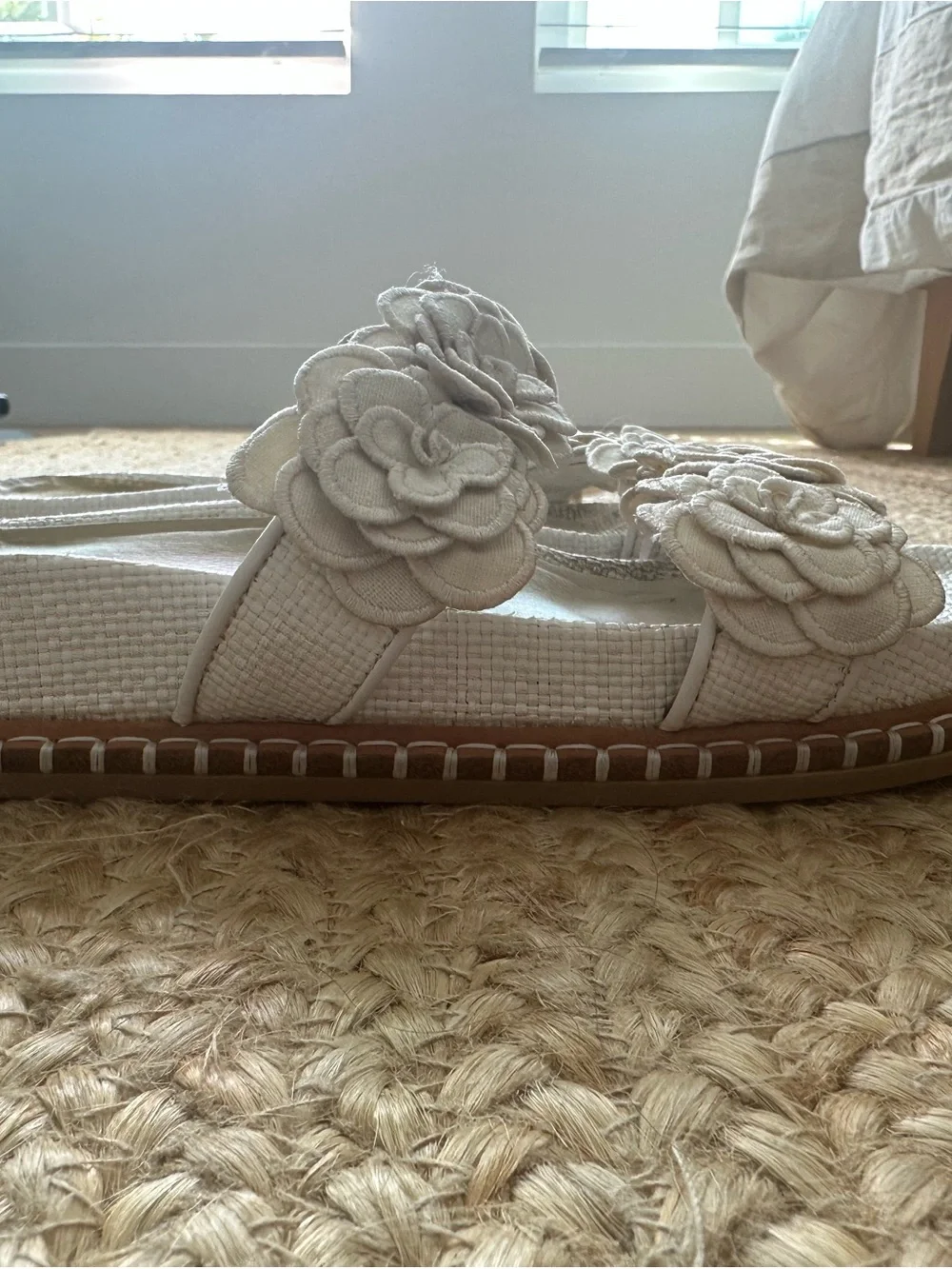Dolce Vita Sherpa White Raffia Sandal